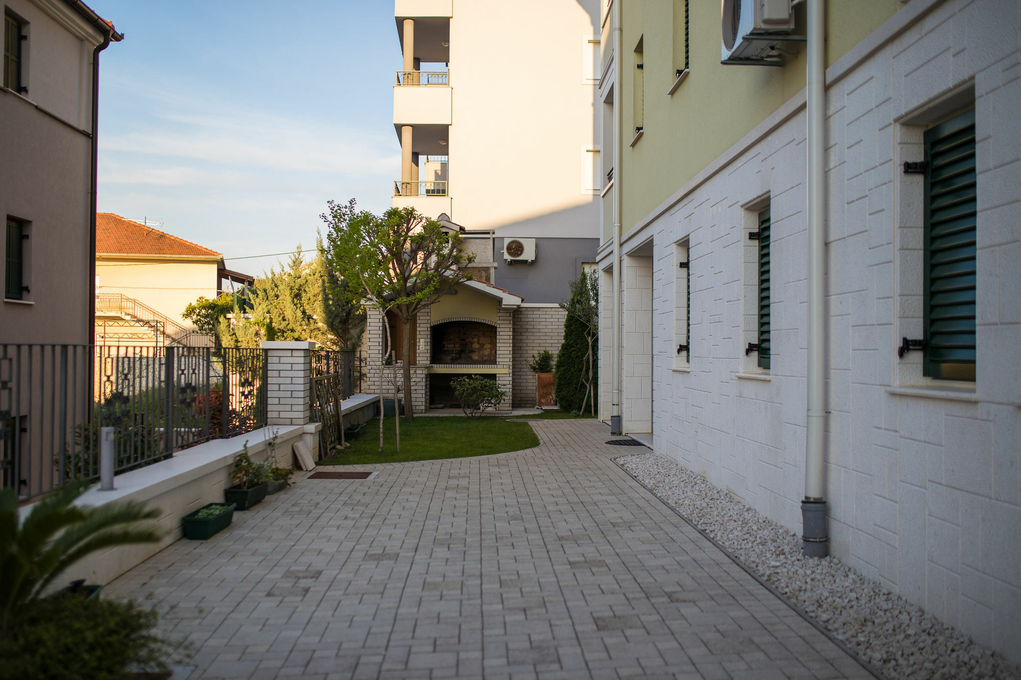 Apartments Villa Novak 1 Donji Okrug  Exterior photo